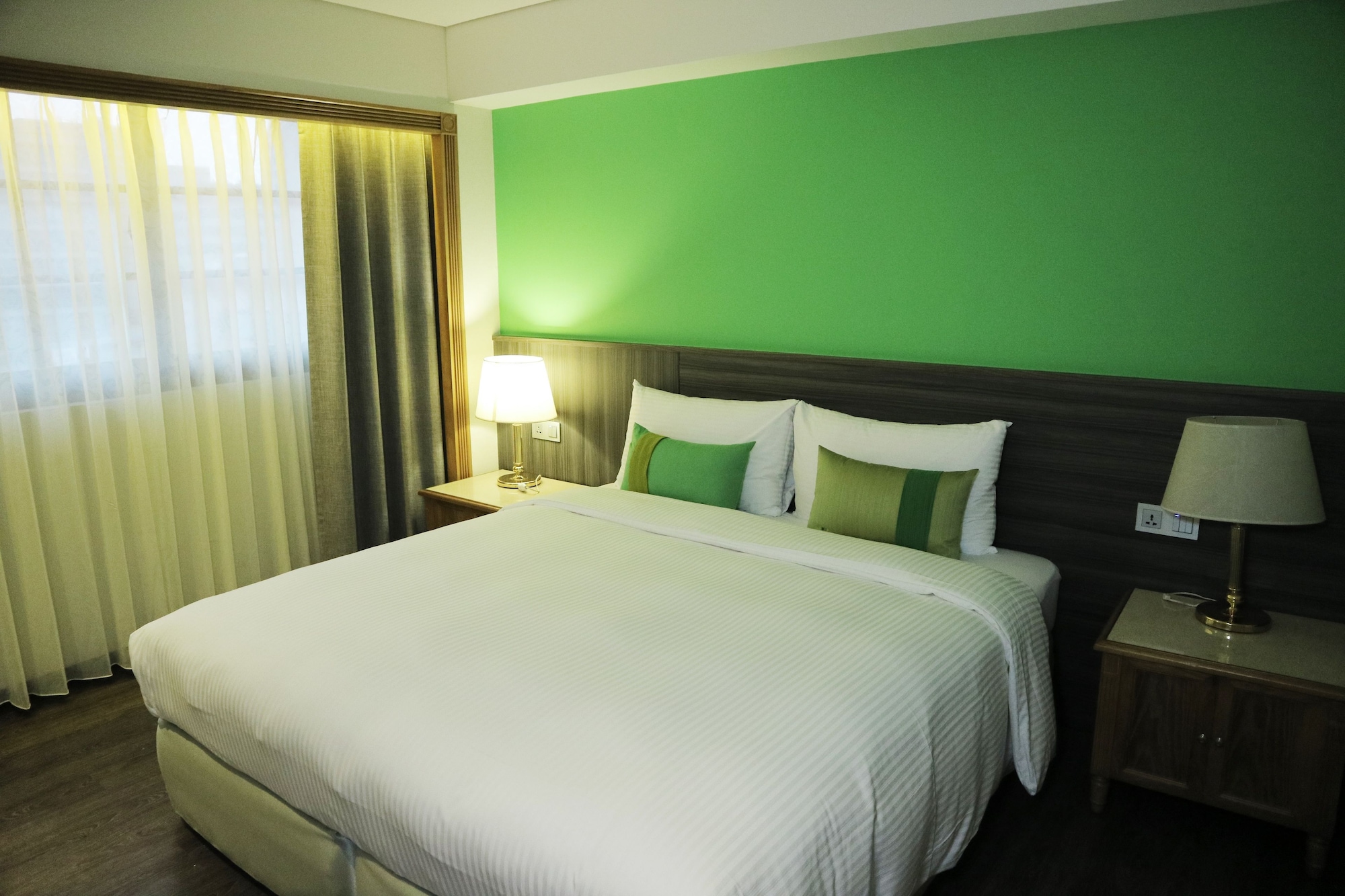 SUPERIOR, DOUBLE BED