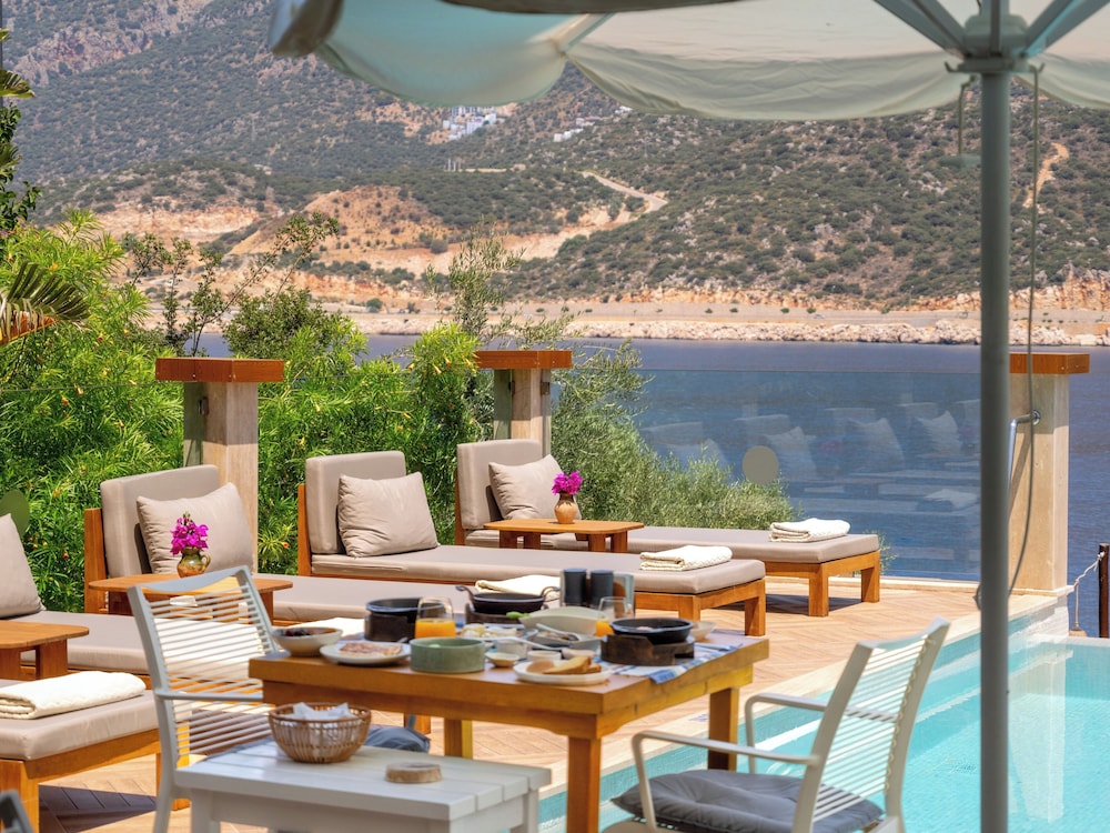 Suna Sun Boutique Hotel 38/48