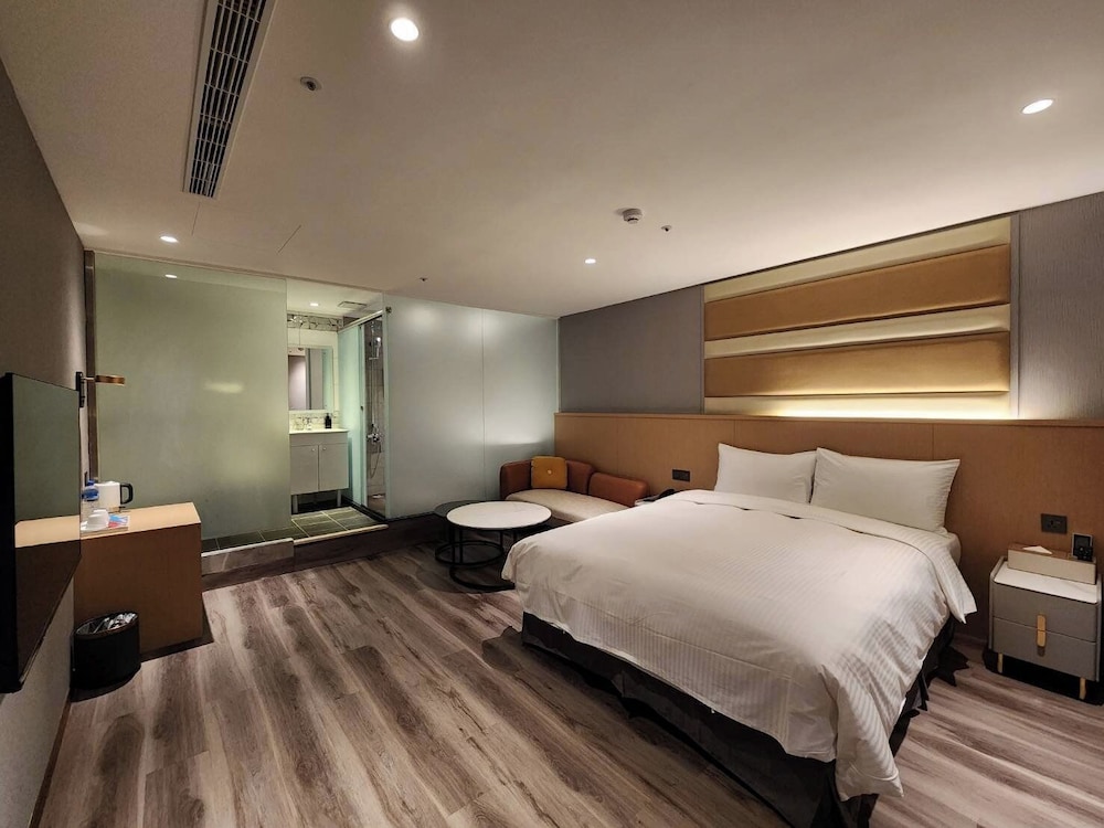 Fun Stay Inn Ximen 20/48