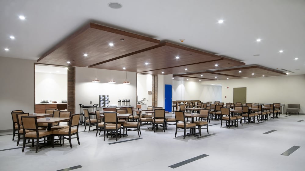 Holiday Inn Express Mexico Basilica 45/52