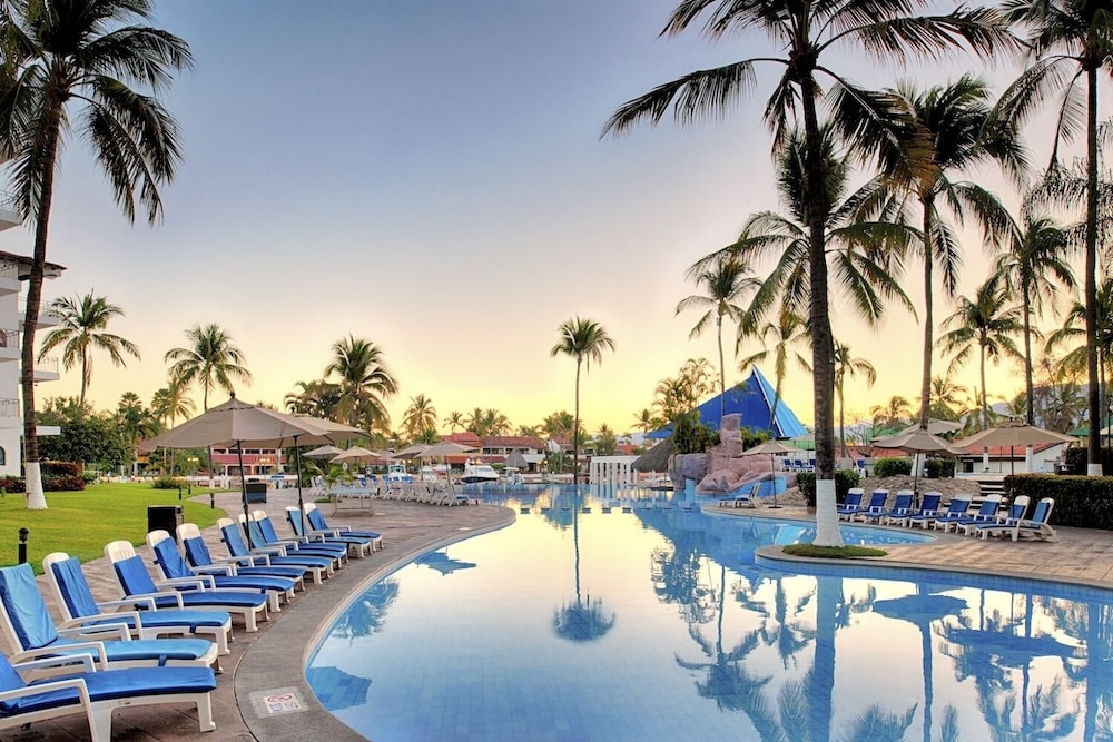 Vamar Vallarta All Inclusive Marina and Beach Resort 43/50
