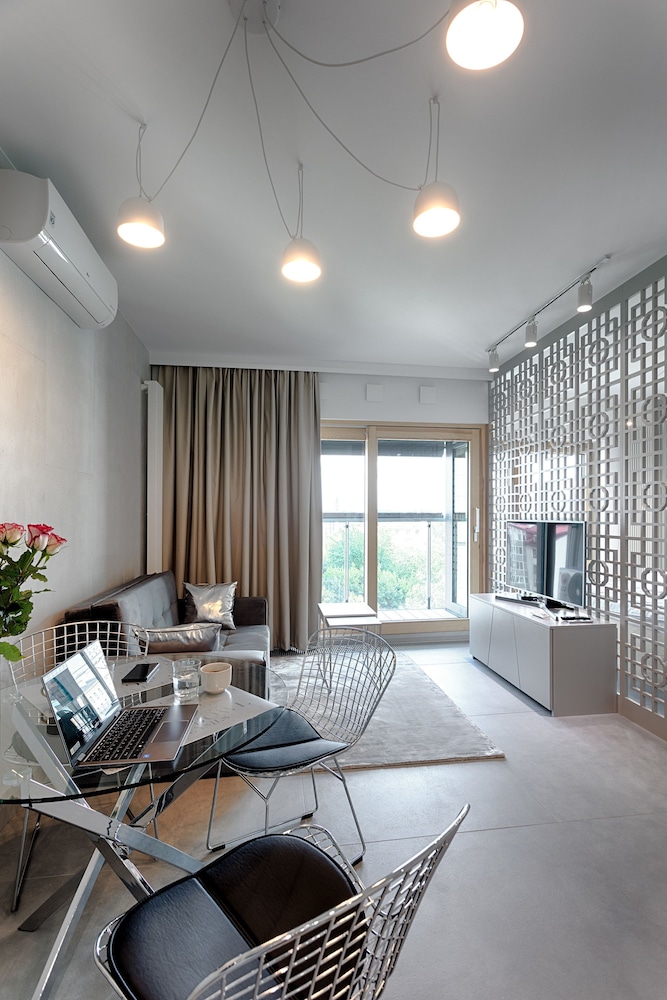 Mennica Central Apartments 18/28