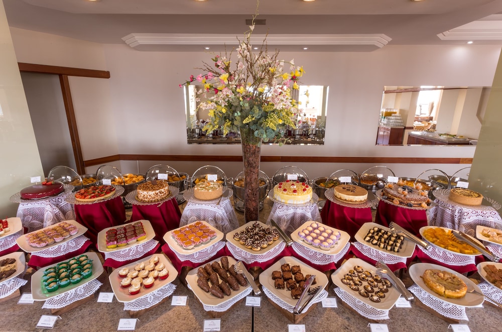 Monthez Hotel & Eventos 48/65