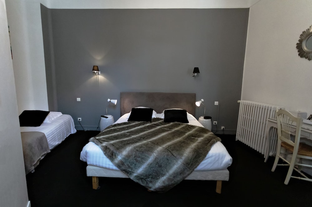 Hotel Le Saint Louis 10/50