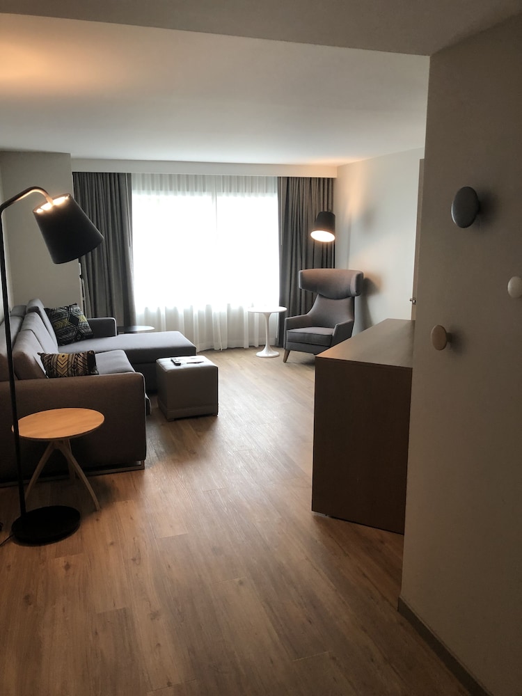 Oneida Casino Hotel 32/60