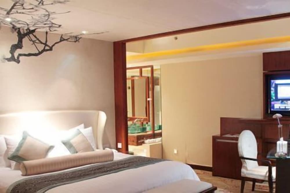 New Century Grand Hotel Tonglu Hangzhou China 7/21