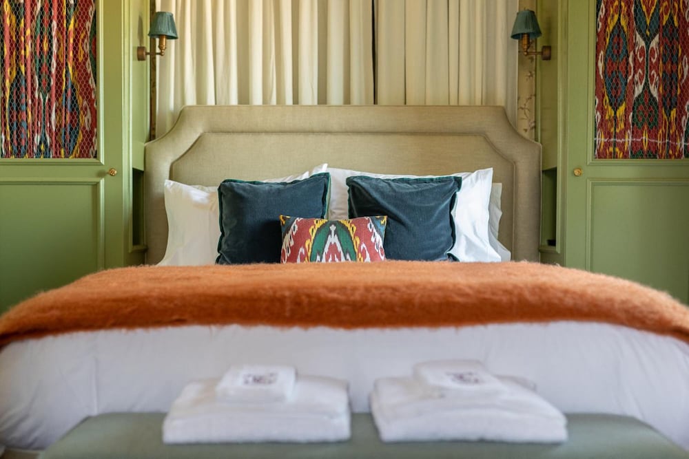 Rose Garden House by Unlock Hotels 13/43
