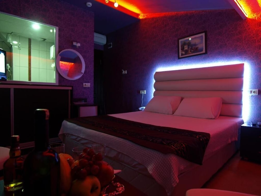 TIMYA HOTEL 45/55