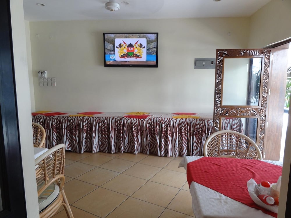 Regency Park Hotel Mombasa 39/42