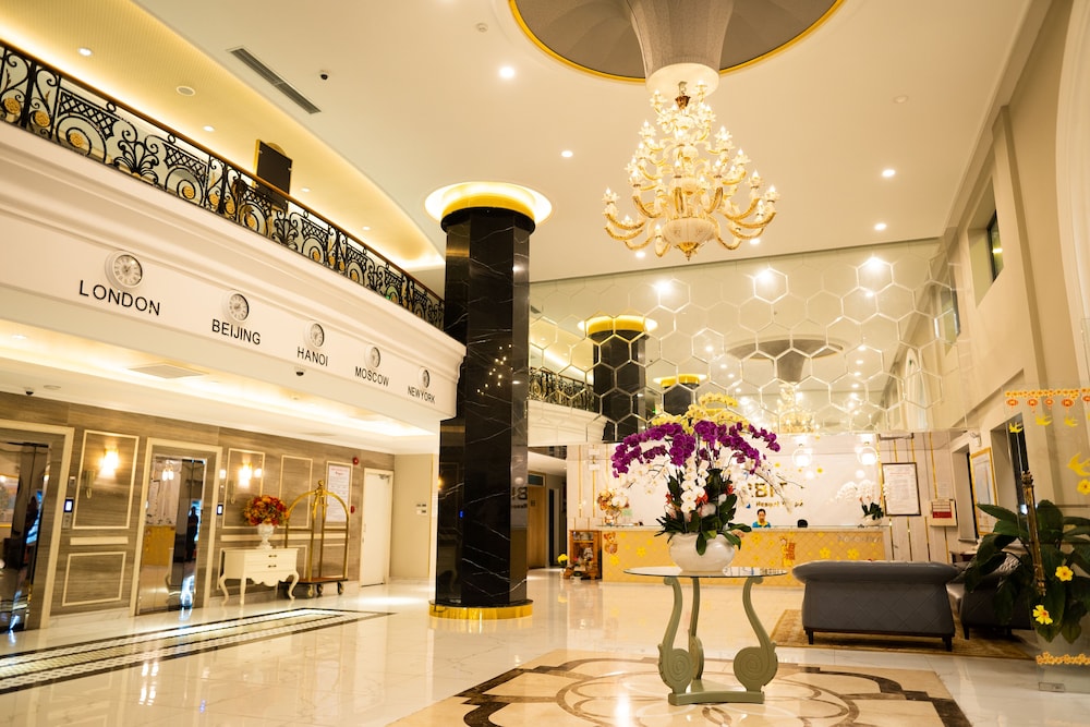 Orbit Hotel 7/50