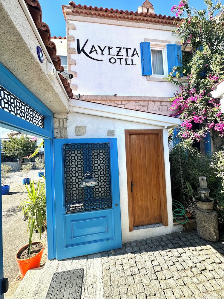 KAYEZTA HOTEL 1/49