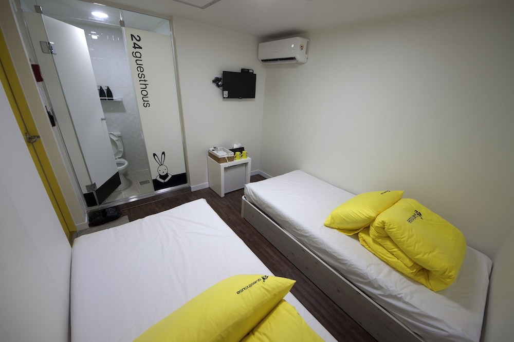 24 Guesthouse Myeongdong Town 21/55