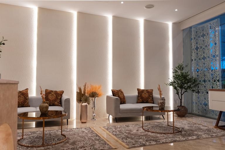 Omar Hotel 33/47