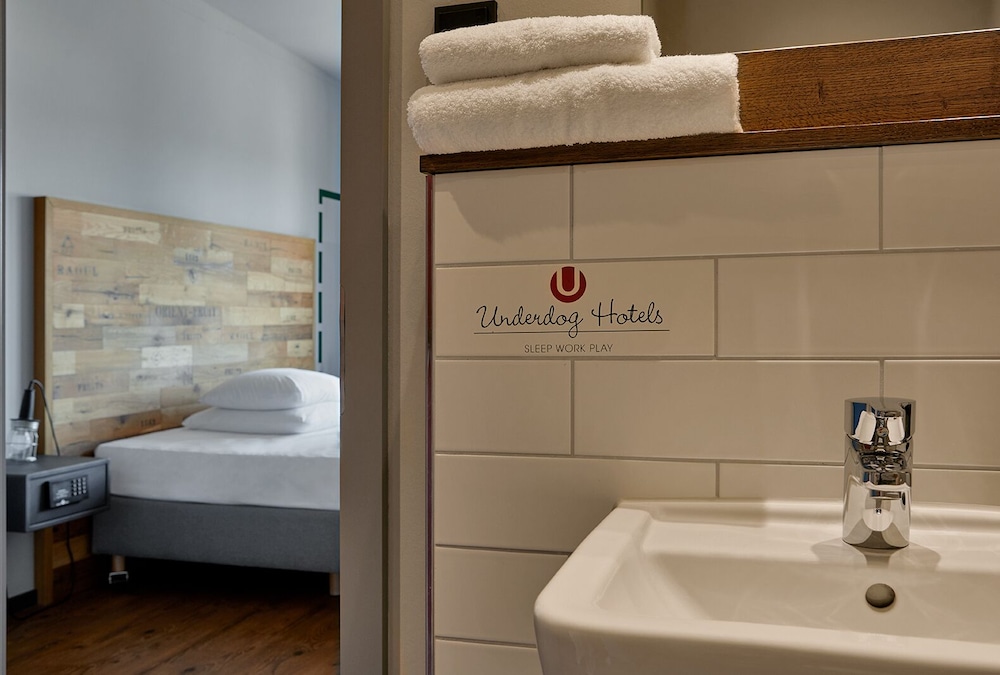 Kroger By Underdog Hotels 49/52
