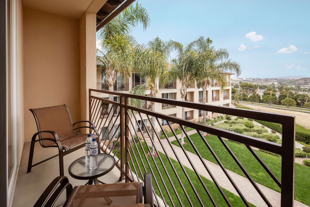 The Cassara Carlsbad Tapestry Collection By Hilton in CARLSBAD - CA