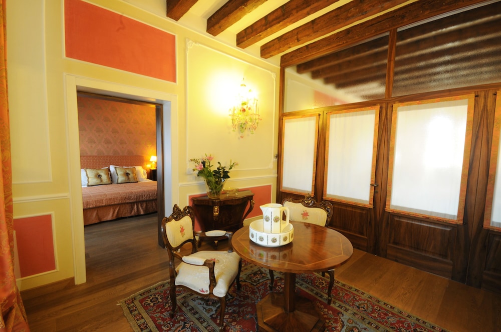 Relais Alberti 48/69