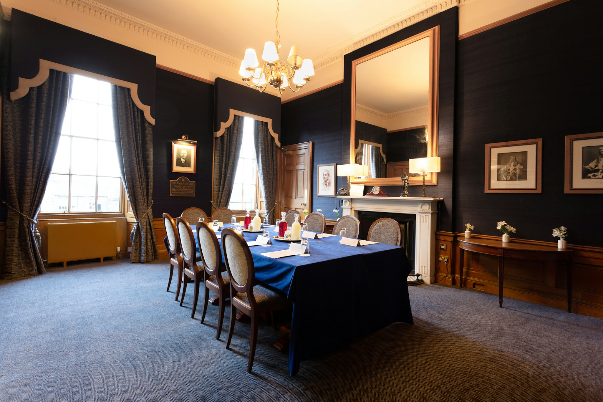 Royal Scots Club Hotel 37/56