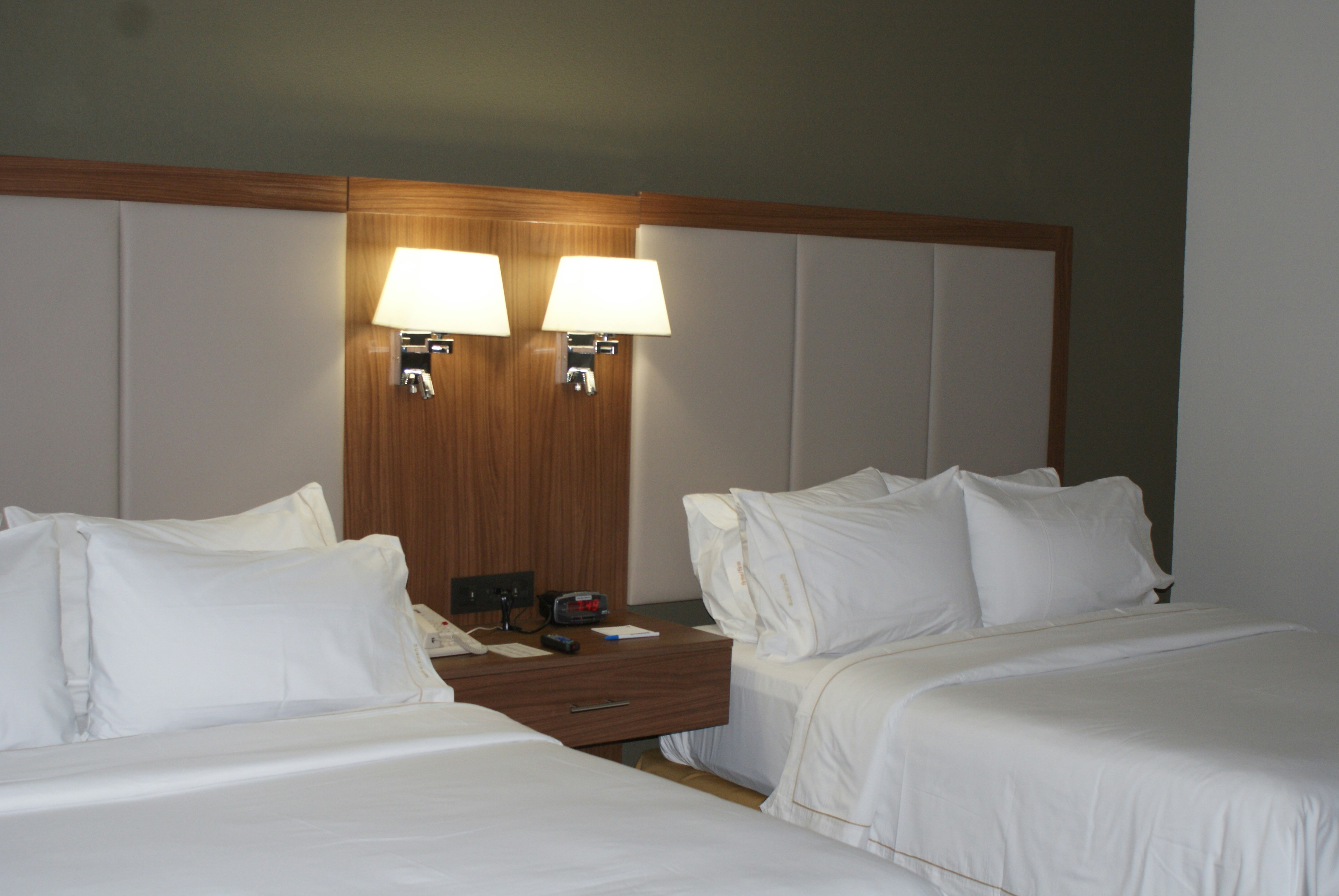 Holiday Inn Express Mexico Santa Fe 24/50
