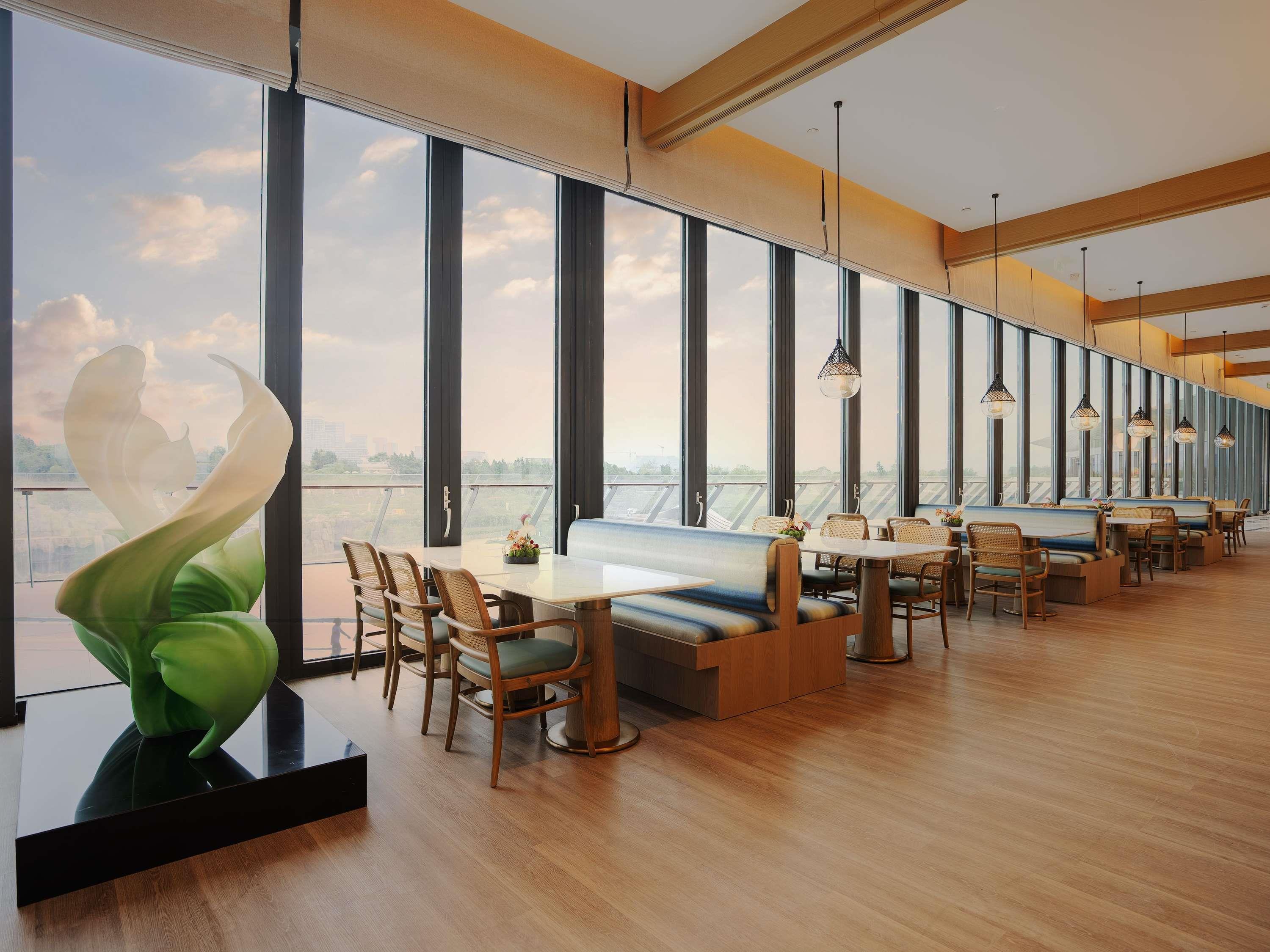 Chengdu Expo Waterfall Hotel - MGallery Collection 29/50