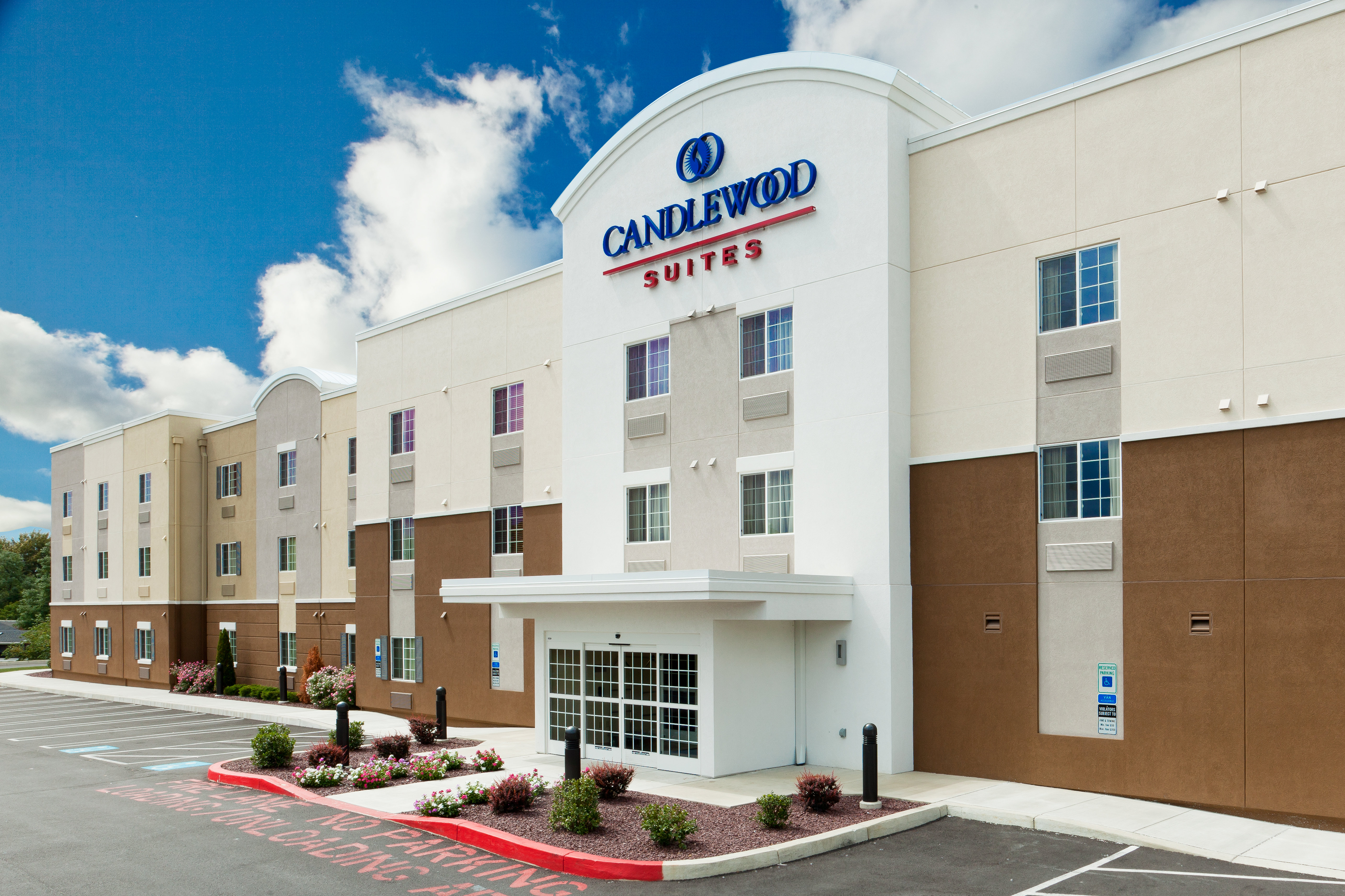 CANDLEWOOD SUITES HARRISBURG 9/76