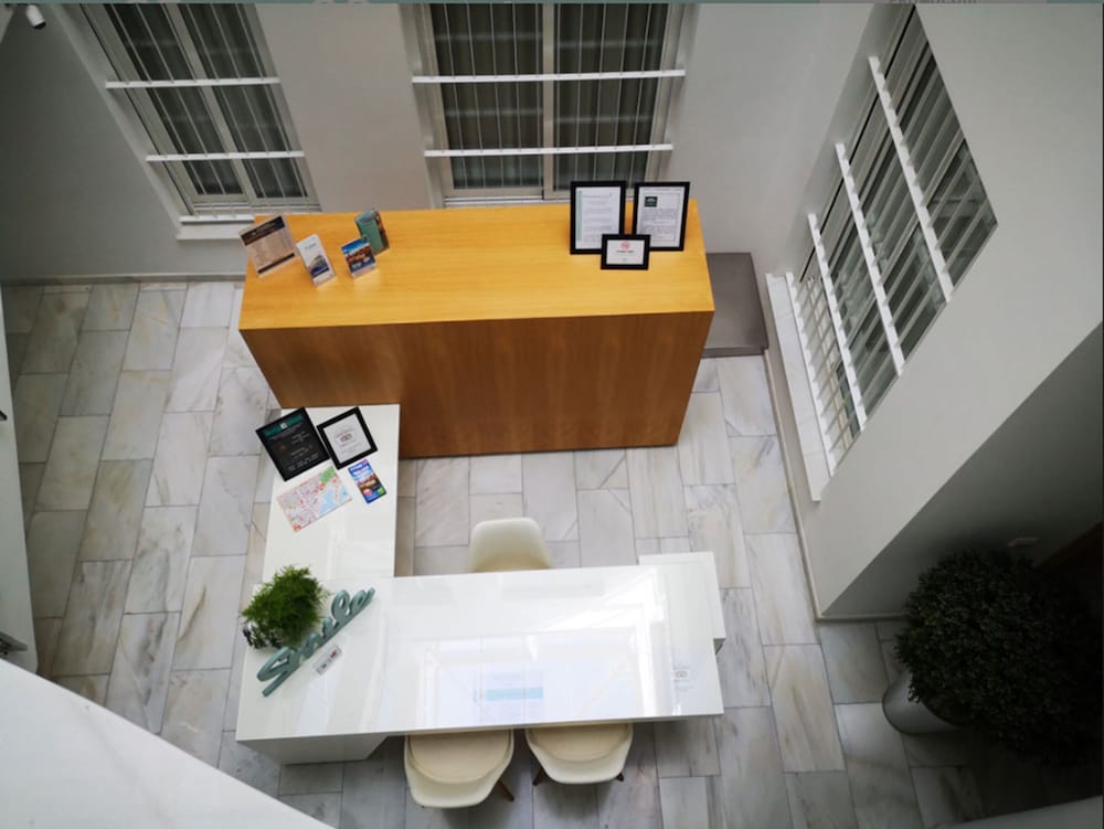 Suites Del Pintor Apartments 54/57