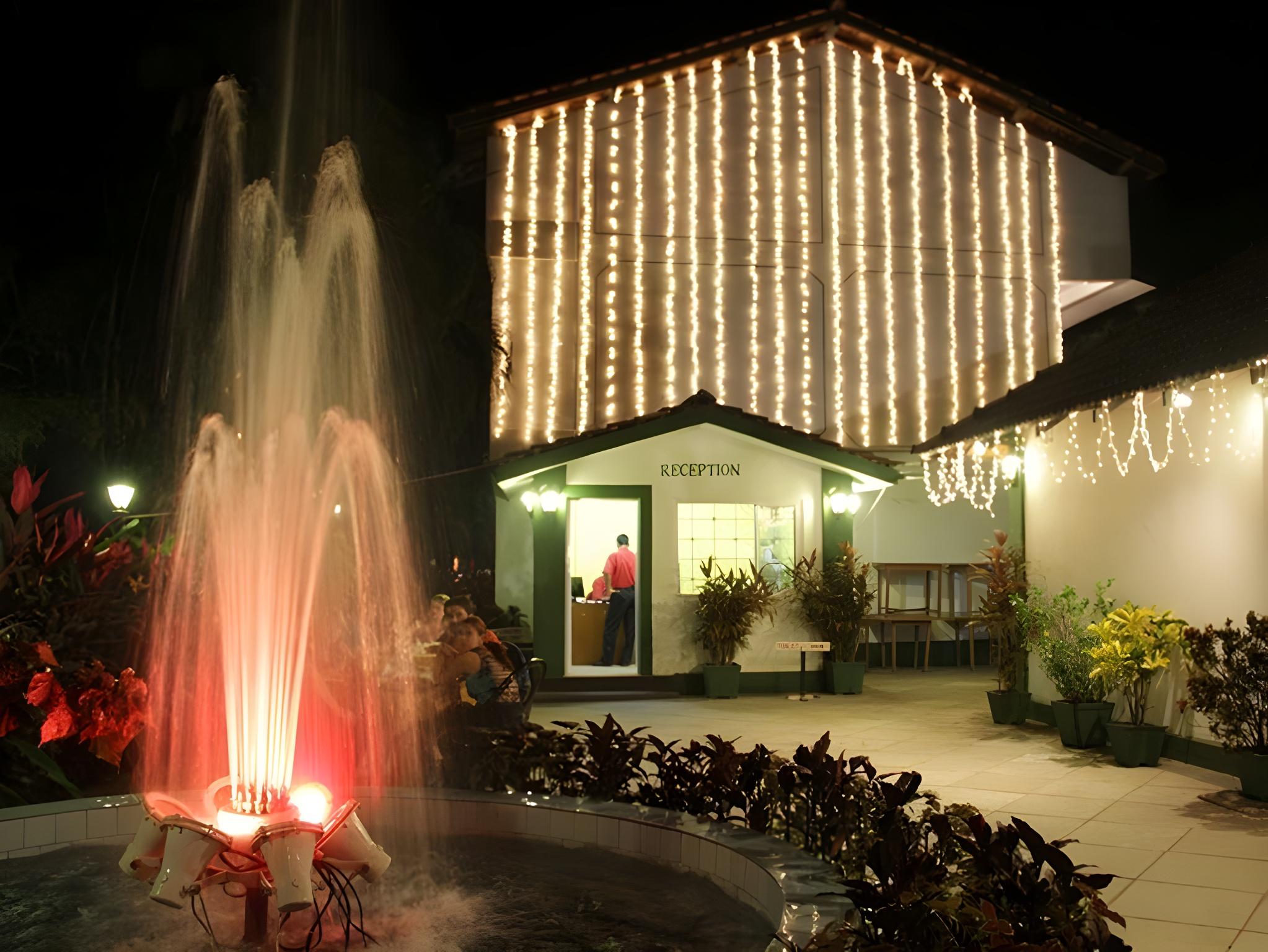Sea Mist Resort 30/33