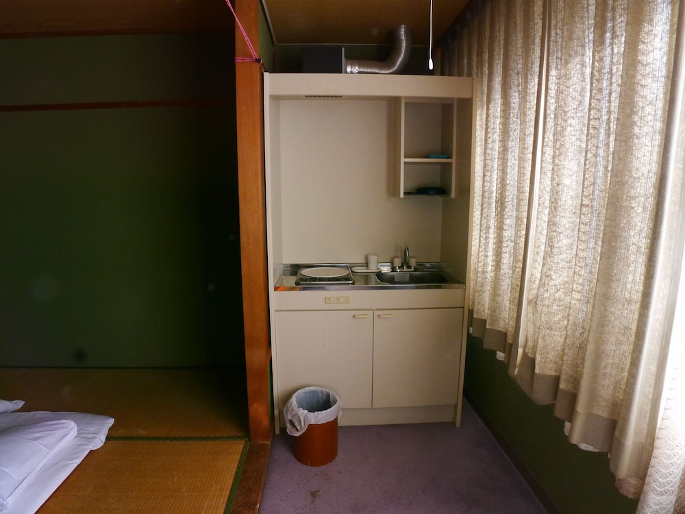 New Makomo Hotel 21/61
