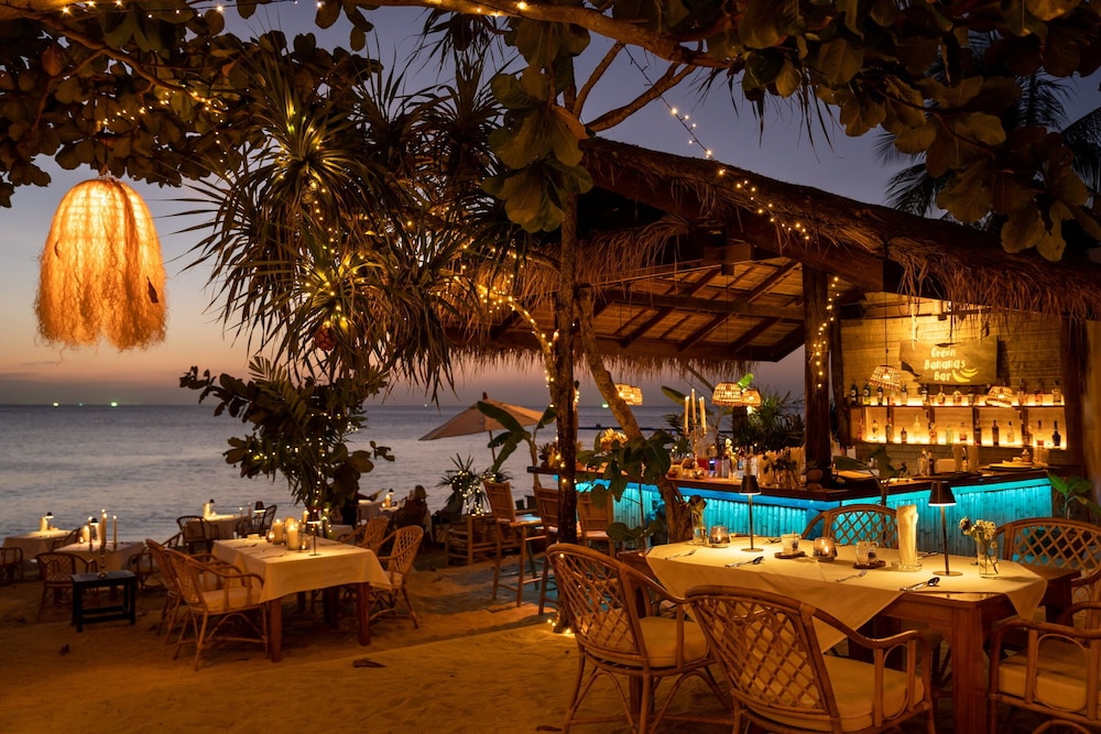 Lanta Palace Resort And Beach Club 32/50