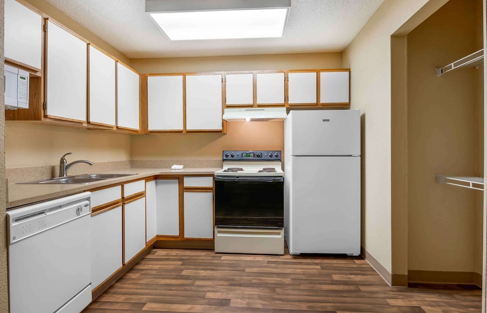 Extended Stay America - Providence - Airport 32/45