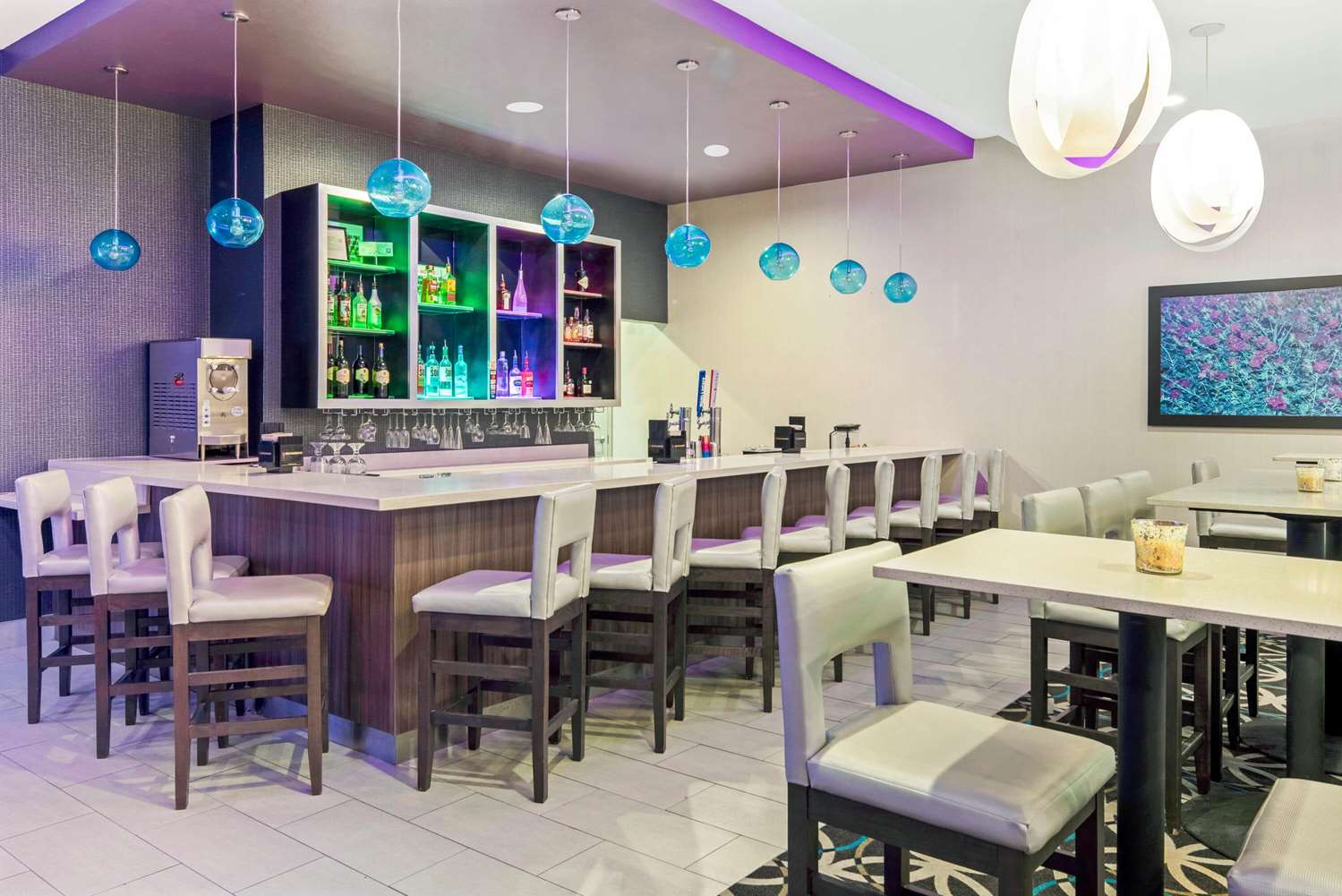 La Quinta Inn Suites By Wyndham Mcallen La Plaza Mall 42/62