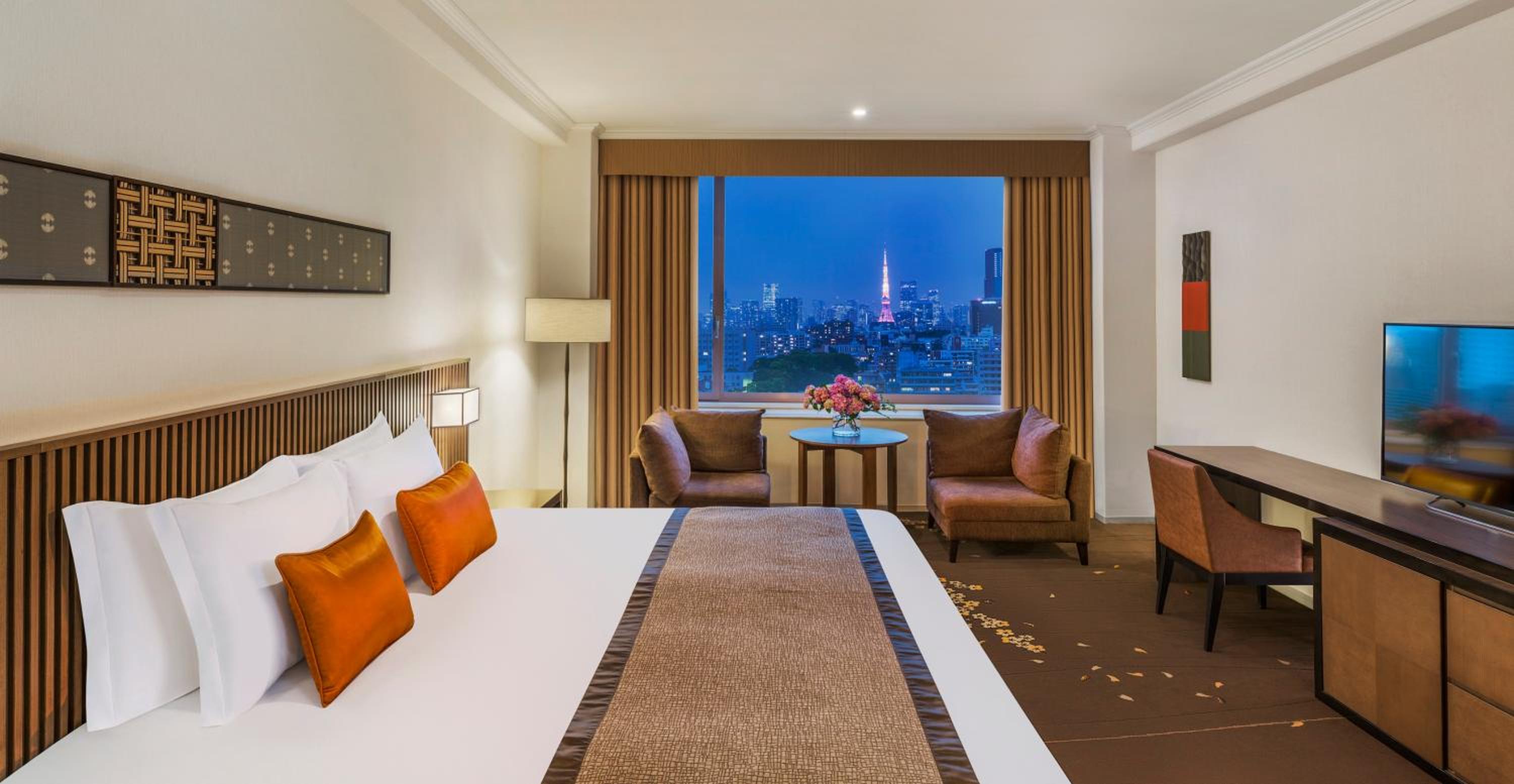 Deluxe, King Bed, Tower Side, High Floor