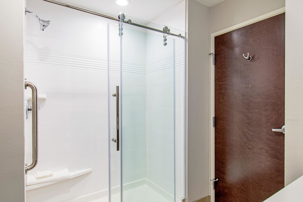Comfort Suites Humble Houston IAH 13/43
