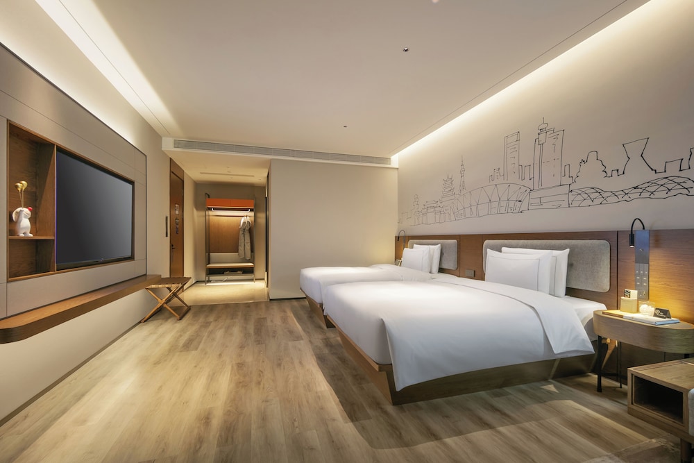 UrCove by Hyatt Foshan Downtown 7/50