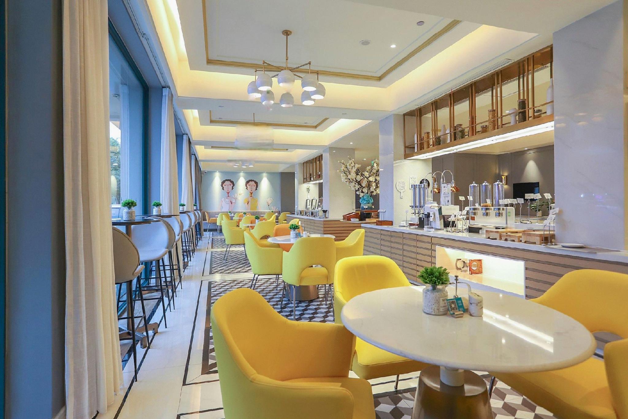Baiyulan Hotel (Wuhan Meiyuan Xiaoqu Metro Station Dingziqiao) 22/27
