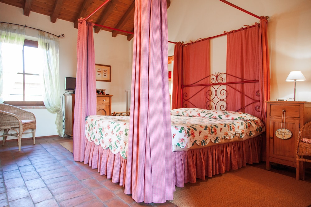 Musella Winery Relais 12/81