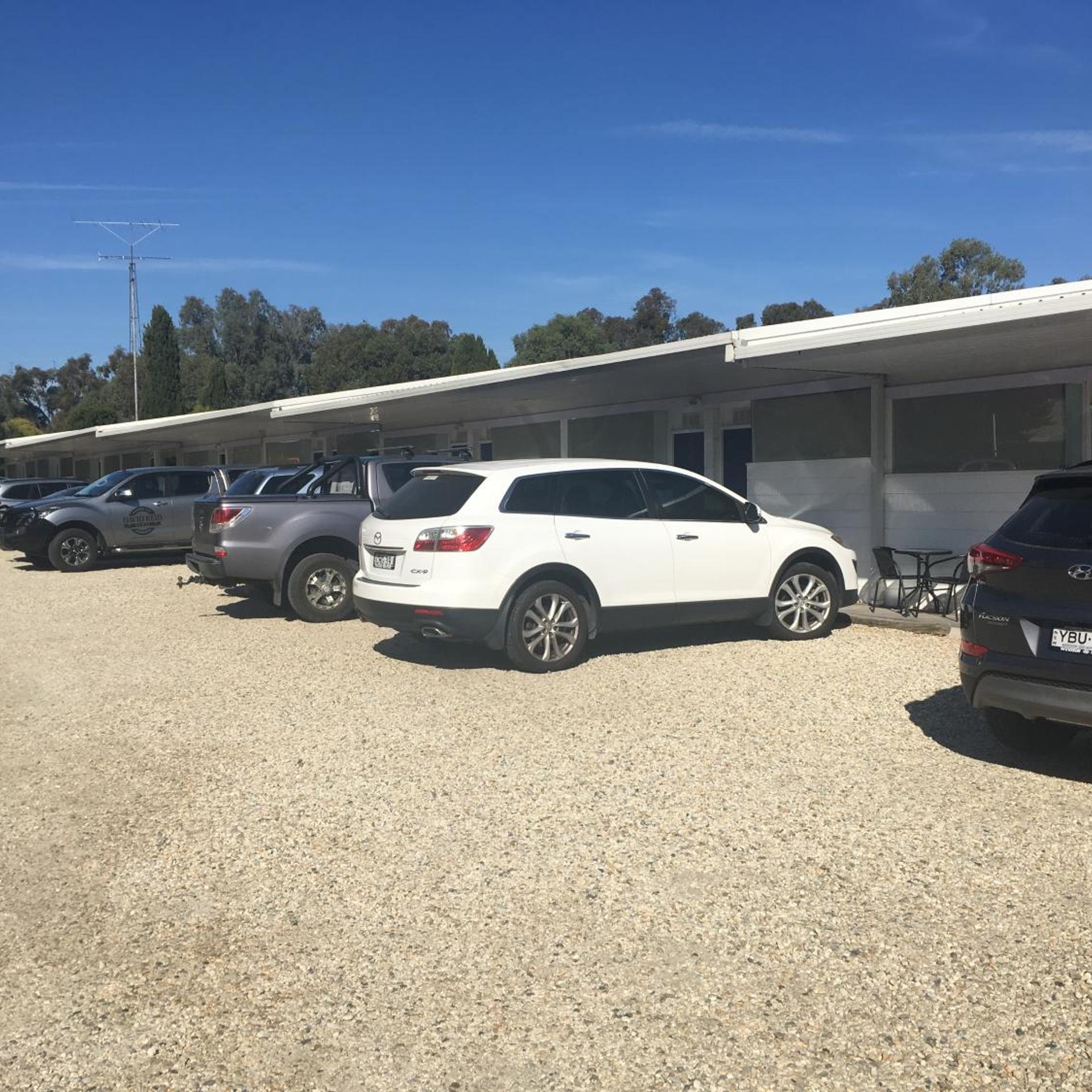 BYER FOUNTAIN MOTOR INN 33/50