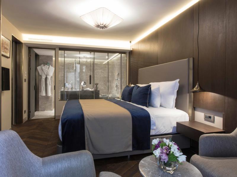 Garden Suite, Queen Bed