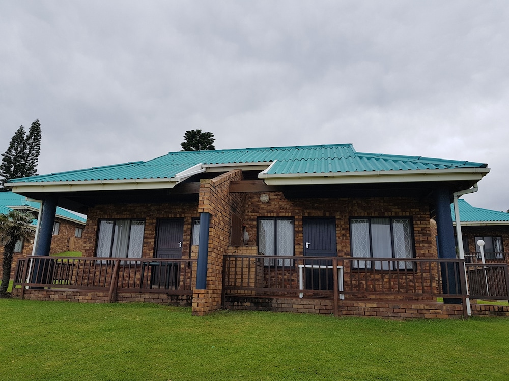 Port Edward Holiday Resort 4/50