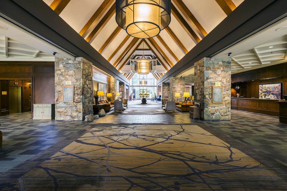Fairmont Chateau Whistler 8/76