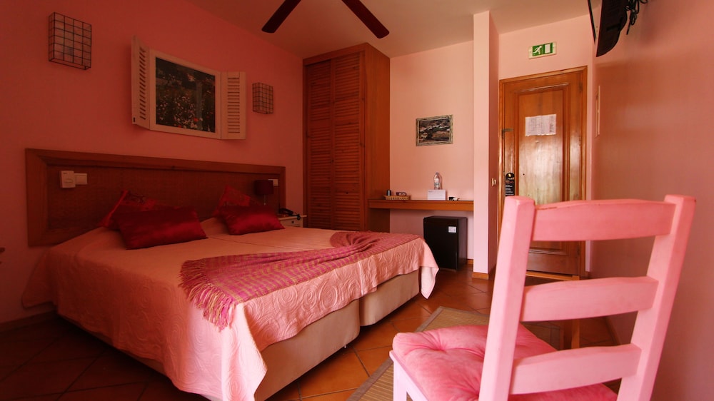 Kiras Boutique Hotel 22/71