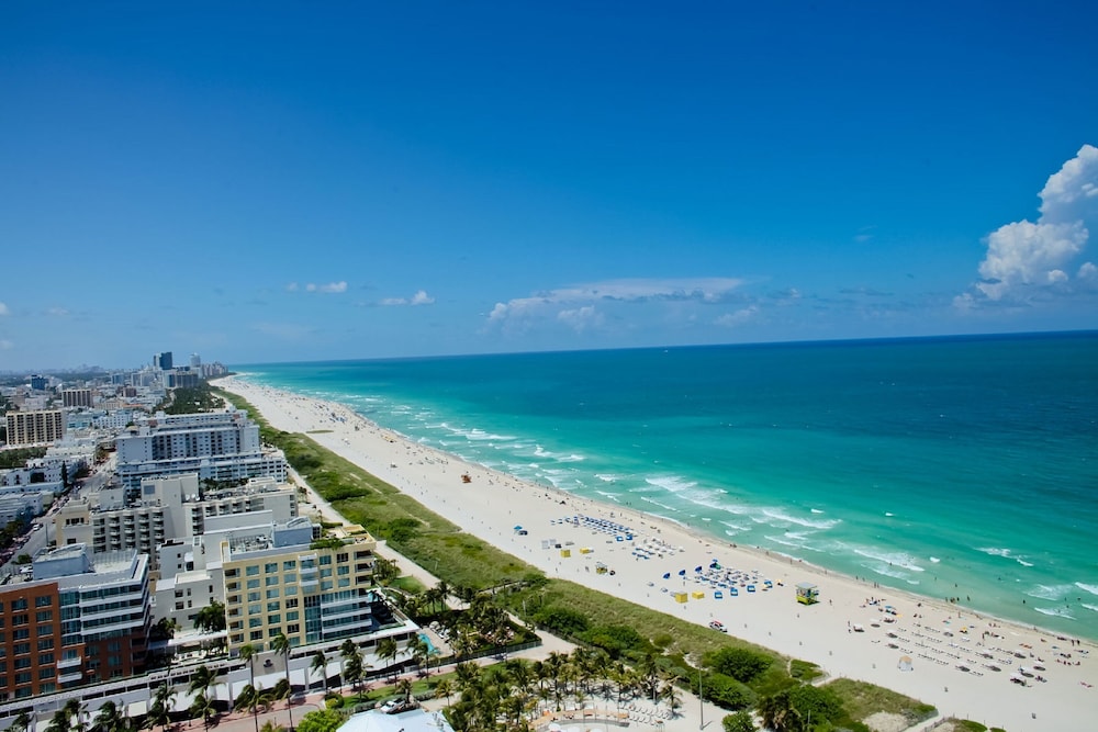 Ocean Front Casablanca Studios with FULL KITCHENS & Beach access By BL Rentals 43/50