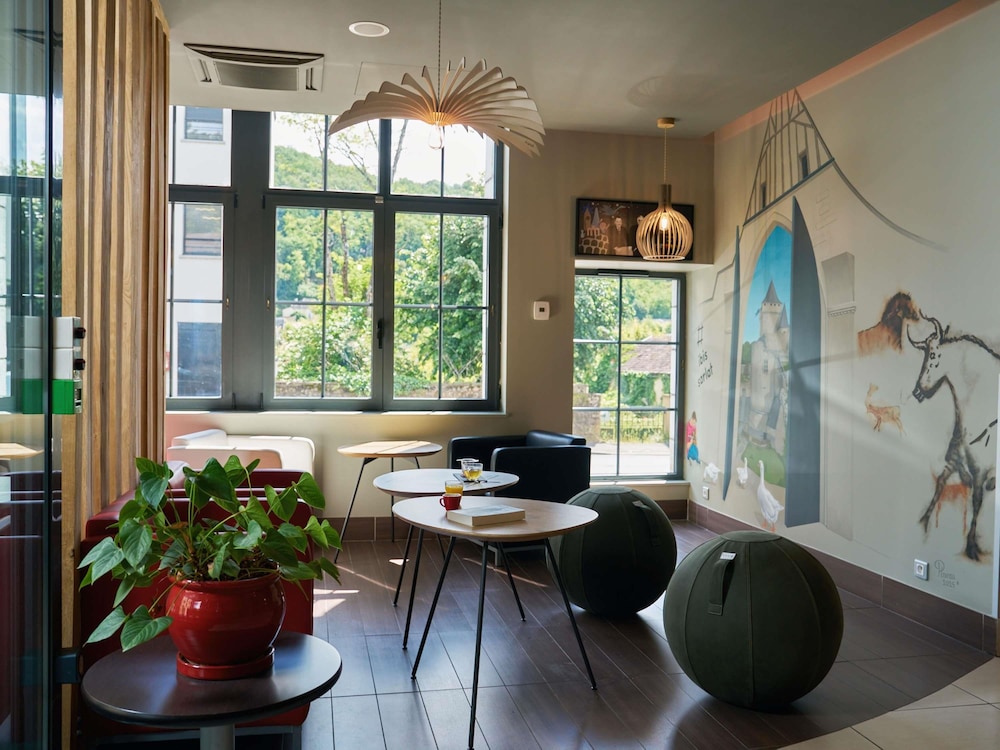 Ibis Sarlat 49/74