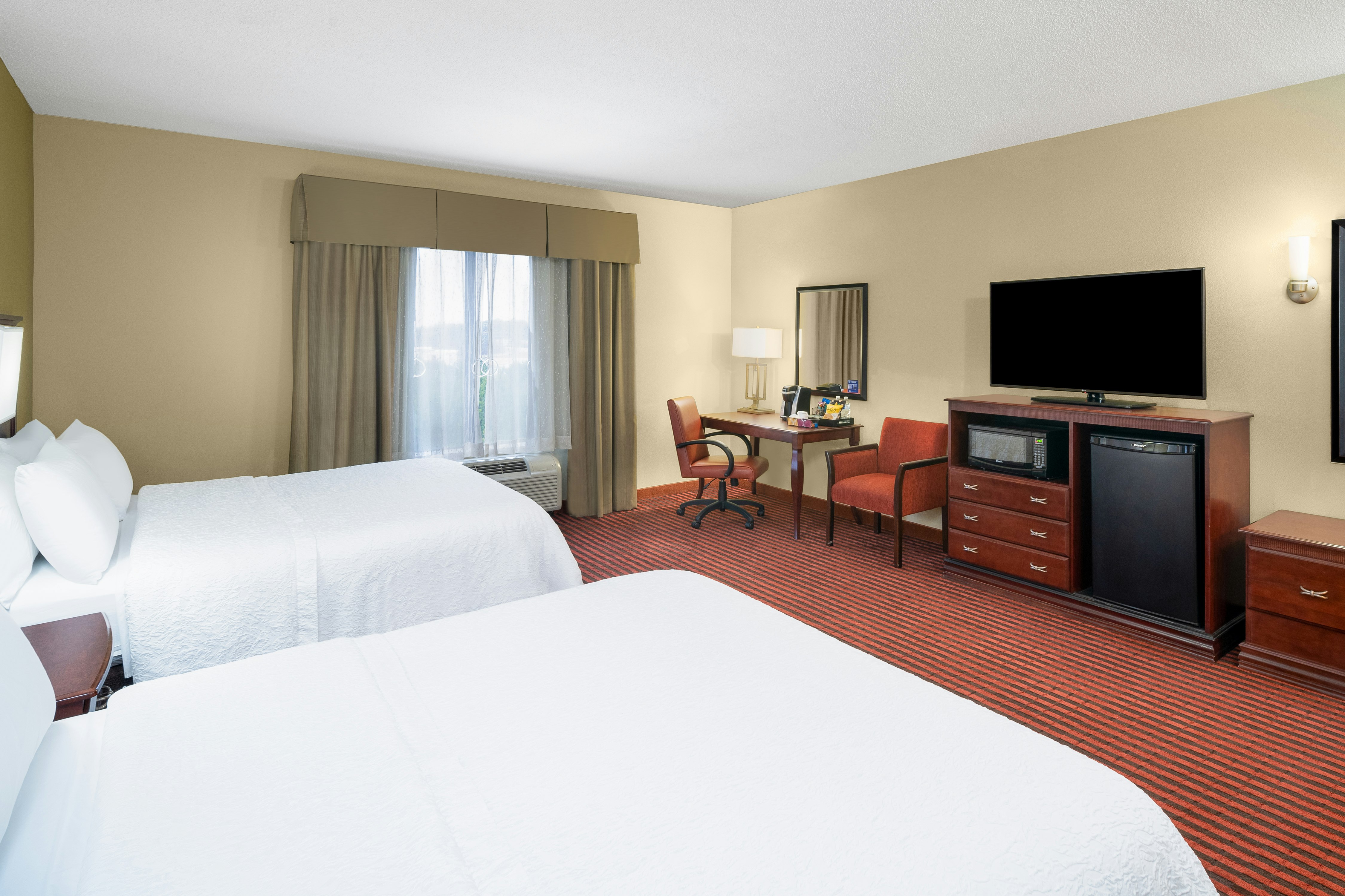 Room at Hampton Inn Covington, GA, COVINGTON - GA