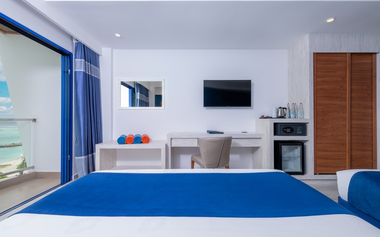 Deluxe Quadruple Room Seaview with Balcony-Transfer Included, Kaani Palm Beach 5/7