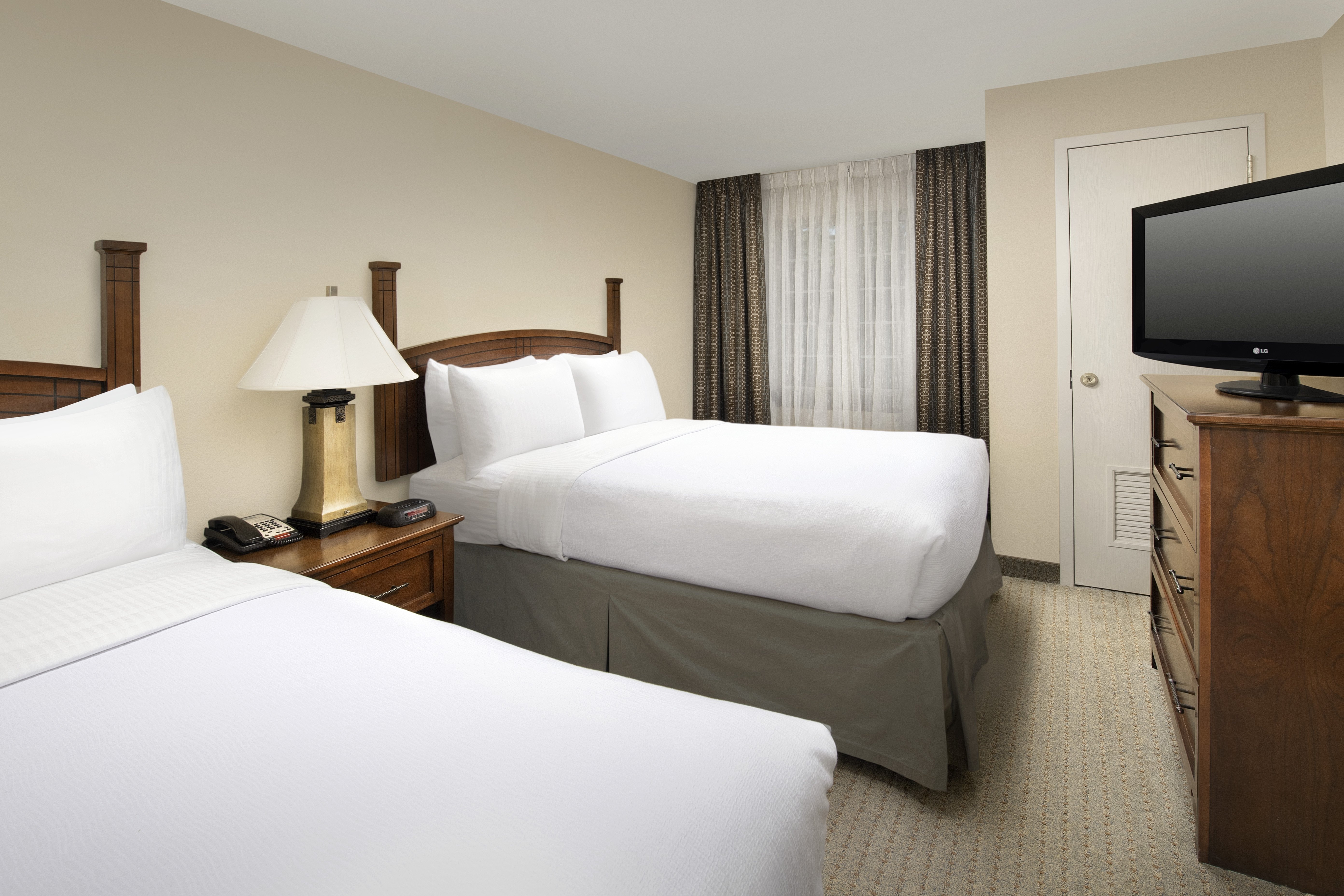 Staybridge Suites North Brunswick 9/41