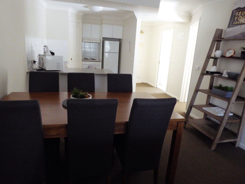 Lifestyle Apartments At Ferntree 42/66