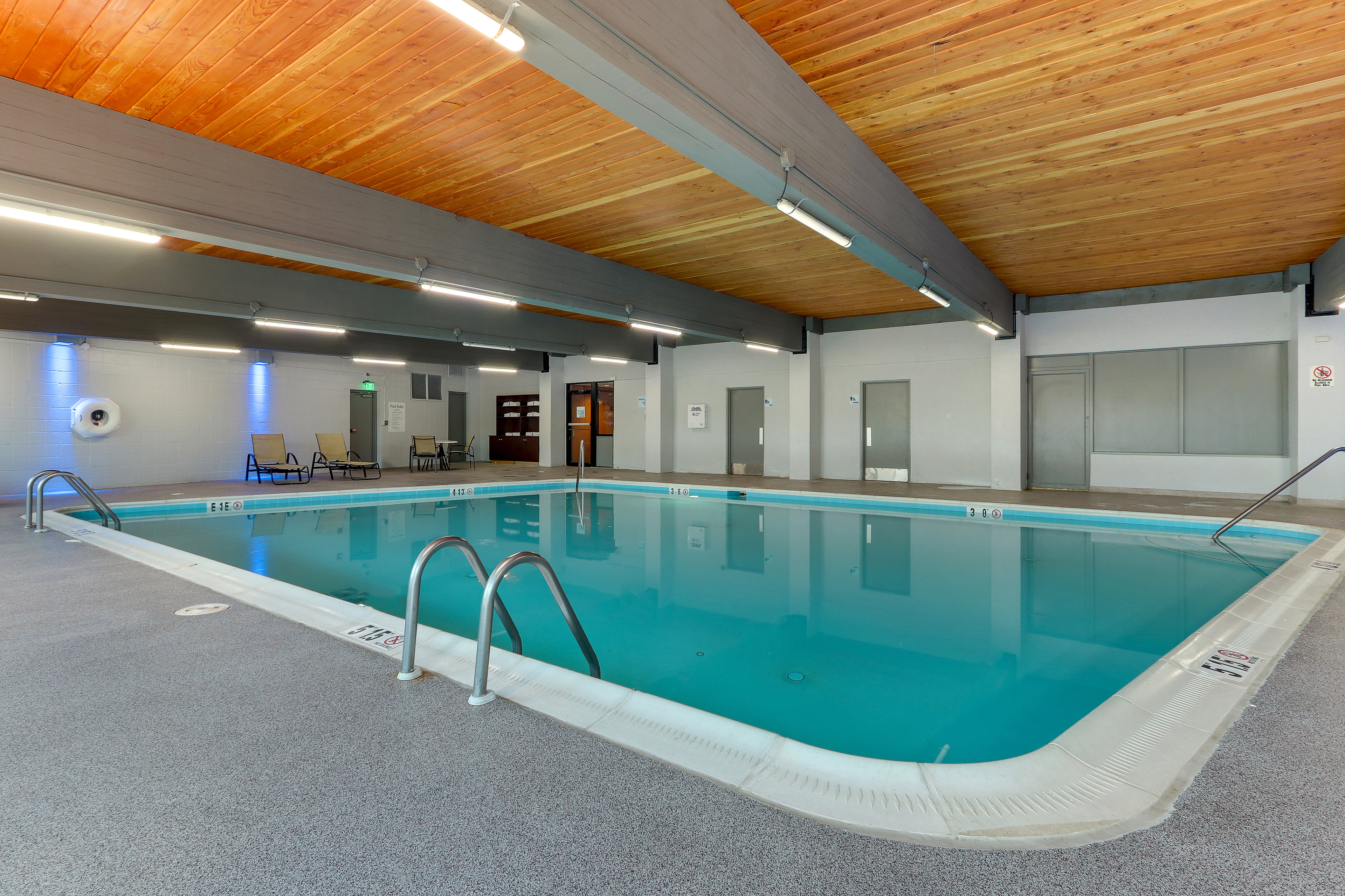Holiday Inn Express Aberdeen Chesapeake House 34/58
