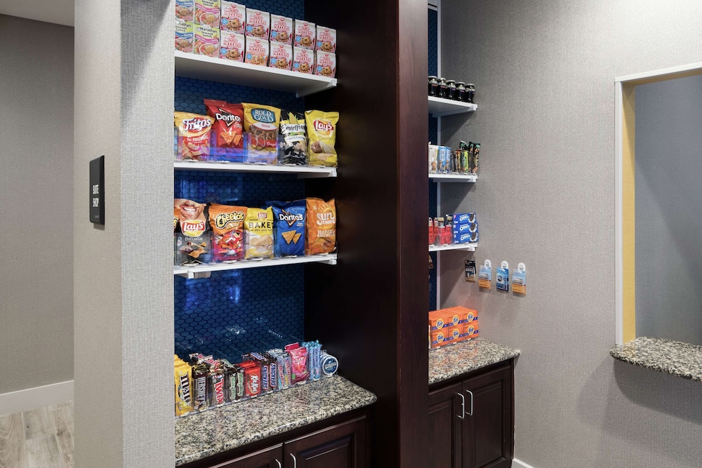 Hampton Inn & Suites Panama City Beach-Pier Park Area 35/49