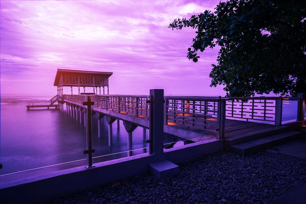 Aston Anyer Beach Hotel 23/50