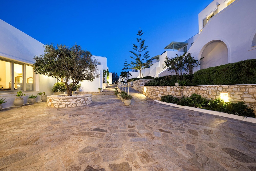 SAINT ANDREA SEA SIDE RESORT 69/70
